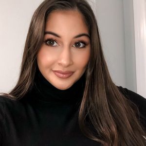 Meet your Posher, Kayla